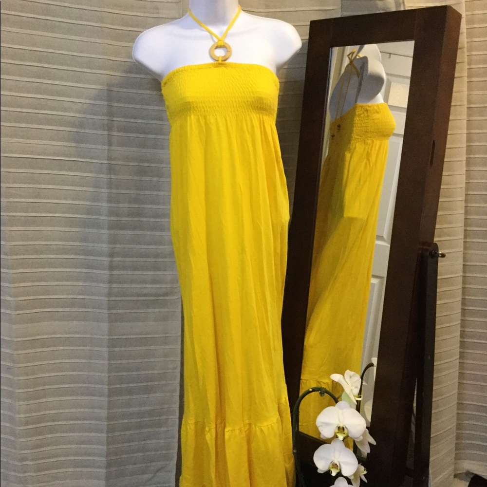 Yellow Maxi Dress. New w/o Tags.